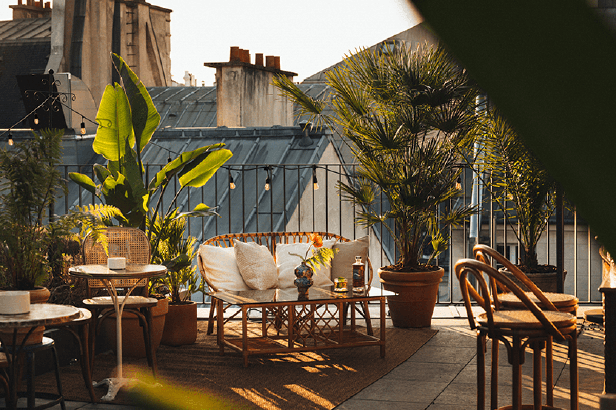 Rooftop Drawing Hotel
